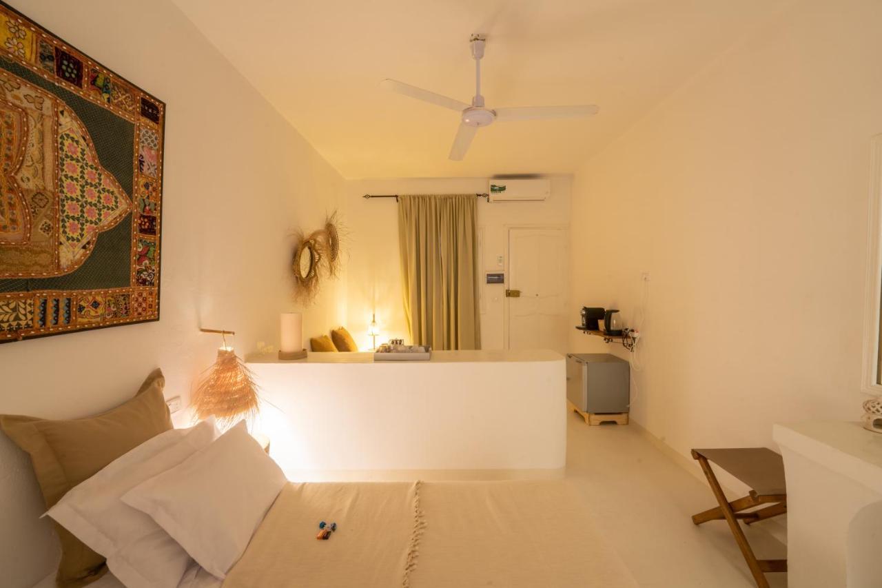 Cheeky Monkey Hotel Ghar el-Melh Eksteriør billede